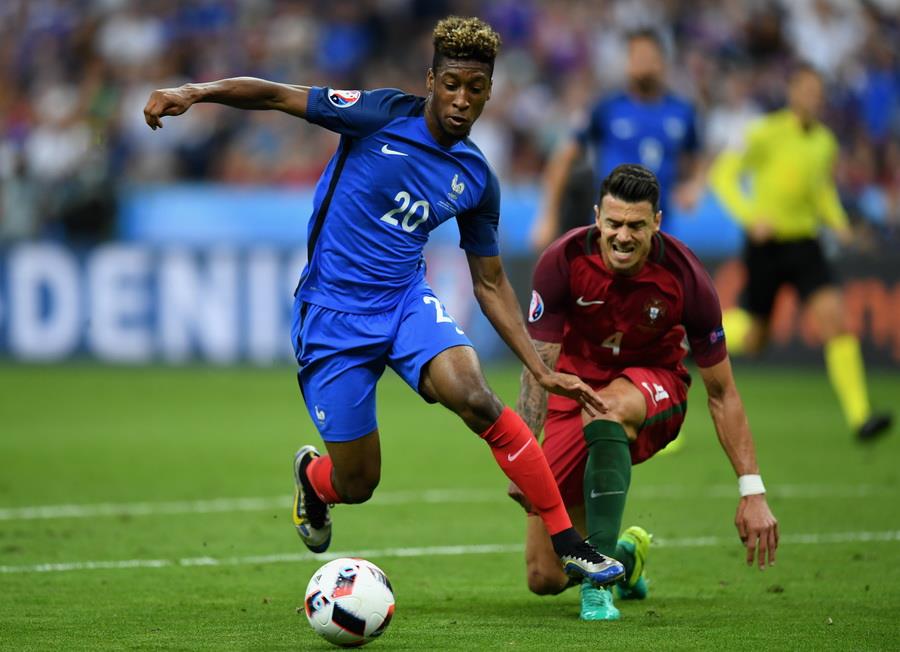 Manchester City’s striker Wilfried Bony could stay at Swansea!